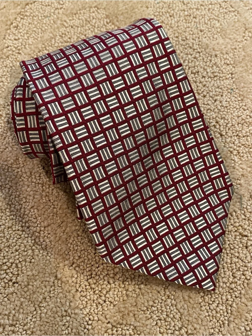 Polo Ralph Lauren Tie Mens Red Gold Geometric Silk Classic Necktie USA 4”W 56”L